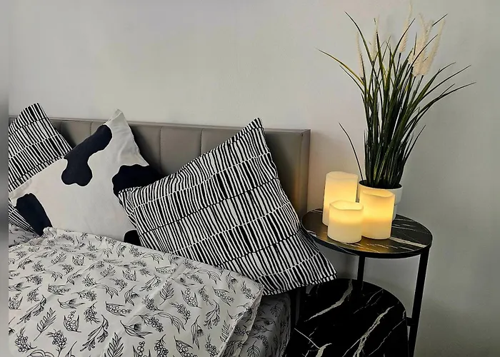 Apartamento Paseo Unit In Pinas - Sleeps 2 Adults&2 Children
